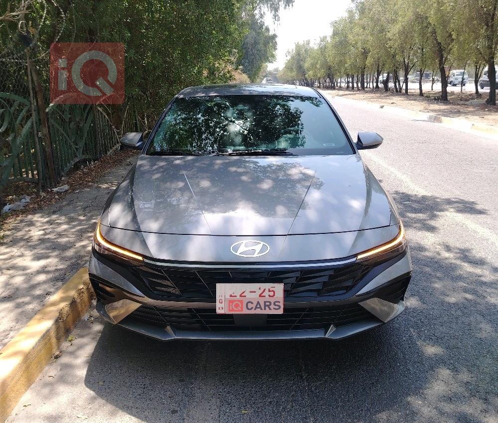 هیوندای ئەلەنترا